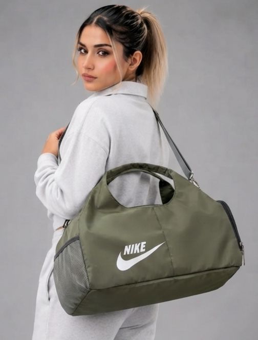 کیف باشگاهی حرفه‌ای نایک